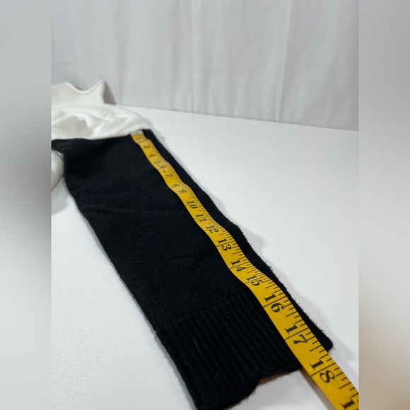 RAFAELLA Soft Viscose Mock Turtleneck Color Block Black White Sweater Women’s - Picture 8 of 12